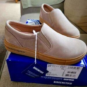 Birkenstock Oswego Shoes in Sandcastle